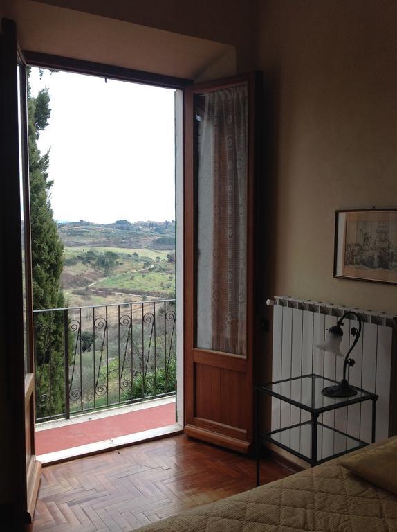 La Romita Ospitalita Rurale Familiare Villa Montisi Szoba fotó