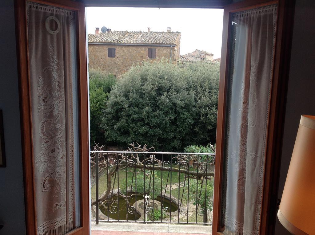 La Romita Ospitalita Rurale Familiare Villa Montisi Szoba fotó