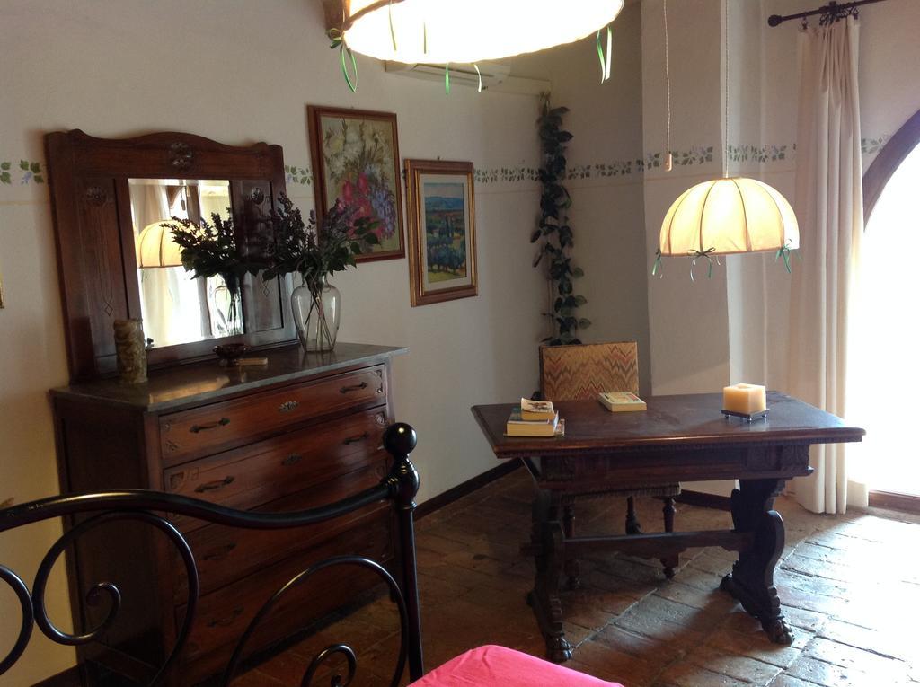 La Romita Ospitalita Rurale Familiare Villa Montisi Szoba fotó