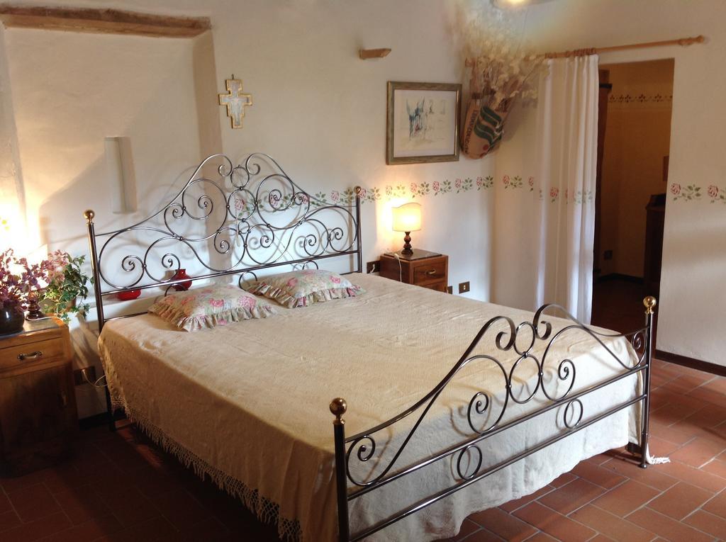 La Romita Ospitalita Rurale Familiare Villa Montisi Szoba fotó